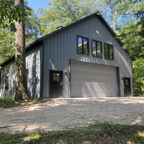 2 story shop with living quarters